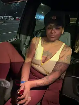 HaloRodeoLover2's Live XXX Chat