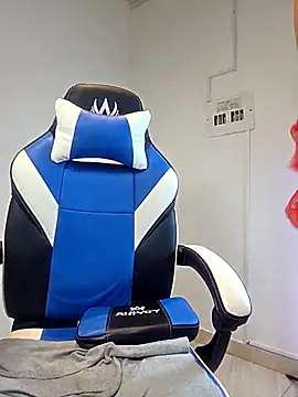 KittyKardy Chat XXX in diretta