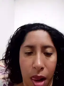 anitotori's Live XXX Chat