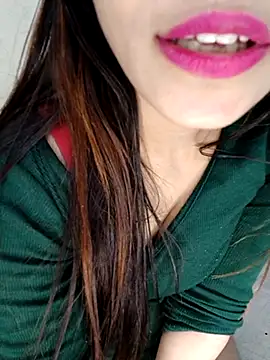 xpihu's Live XXX Chat