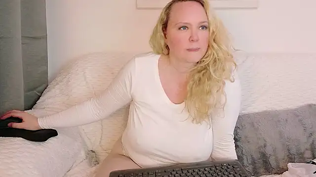 Chat XXX ao vivo de Sarah4you