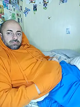 Chat +18 de toro23xxxl ao vivo