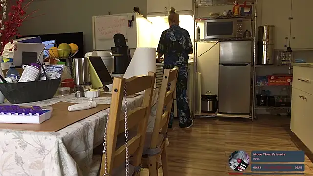 BaditaLuna's Live XXX Chat