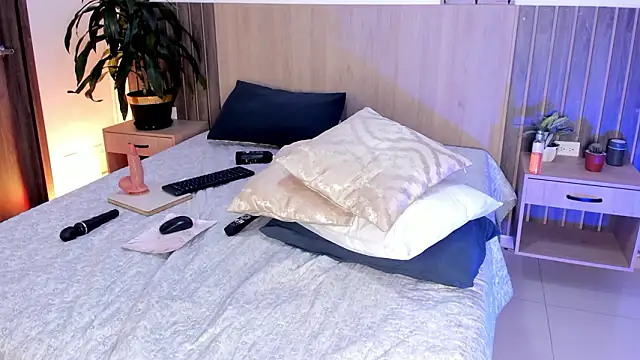 rebeca_cortez_'s Live XXX Chat