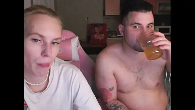 Chat +18 de Elsa_Li ao vivo