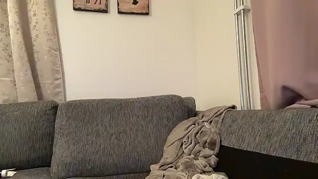 cumwithmee3's Live XXX Chat