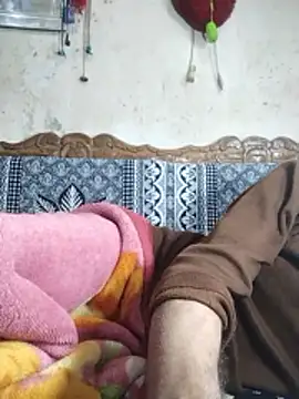 BadBoySmoker7070 élő XXX-chatje