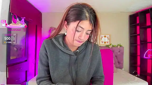 Lia_Keen Live XXX-Chat