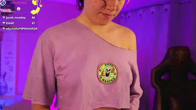 _zephyr_'s Webcam Show