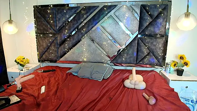 MysticMature's Live XXX Chat