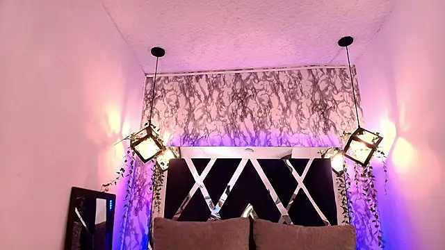 charlotte_blueeのライブXXXチャット