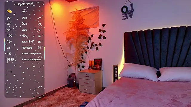 miaoconell's Live XXX Chat