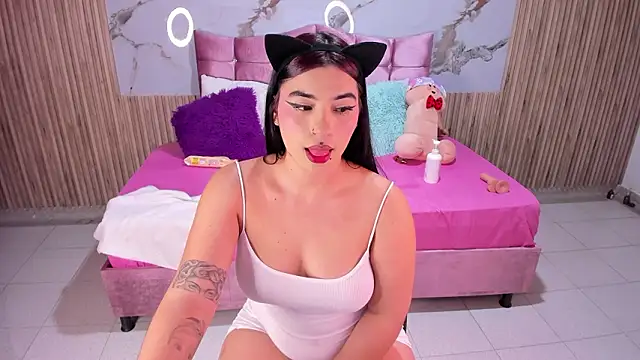 Nicolee19's Live XXX Chat