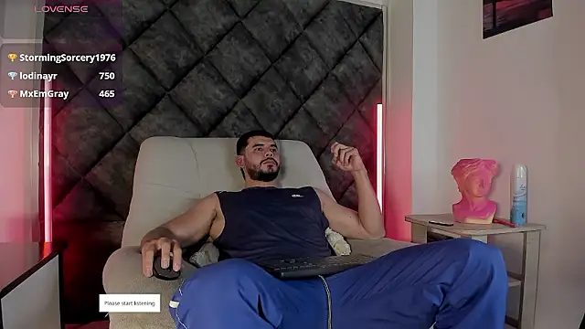 Dimitri_Bass' Webcam Show
