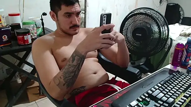 Leonino231 现场XXX聊天