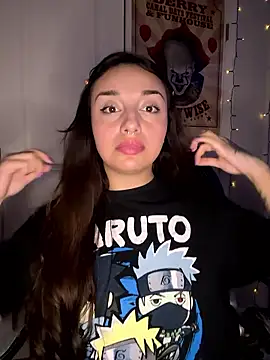 Онлайн чат XXX CharmingMaddie