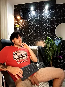 Rafael_Mendezz's Live XXX Chat