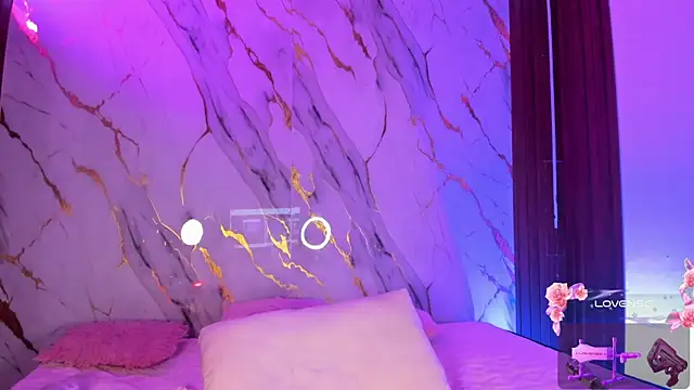 Emmiicute's Live XXX Chat