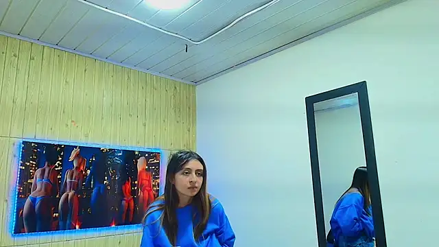 lala_clark's Live XXX Chat