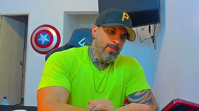 JoshRigby's Live XXX Chat