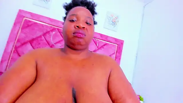 Bigasshott_ Live XXX-chat