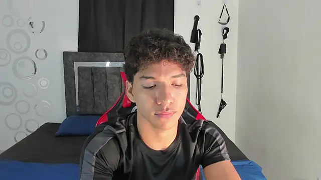 Maximiliano_Khalil's Live XXX Chat