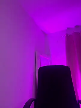 Chatroom XXX en direct de BabyLauritaa