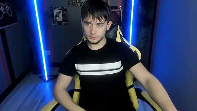 AlejandroEllias' Live XXX Chat