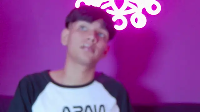 Liam_Sinclair live XXX chat