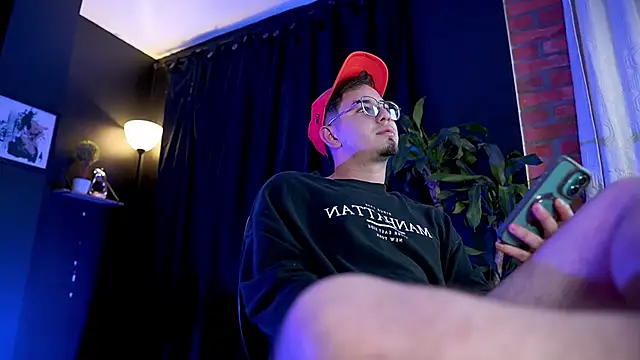 Онлайн чат XXX Leo_Valmore