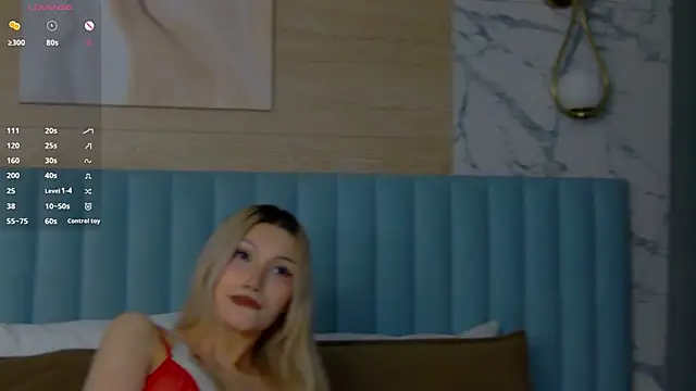 CarolReeves' Live XXX Chat