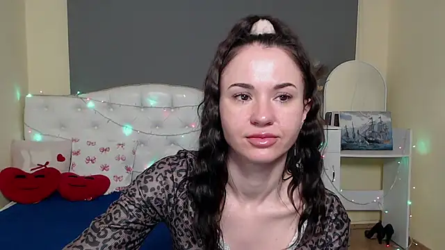 Онлайн чат XXX KaraCriegs