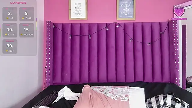 littleebonny's Live XXX Chat