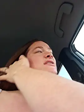 Chatroom XXX en direct de GollyMissMolly