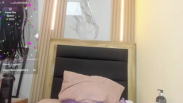 Sembang XXX Secara Langsung lizziemontana2