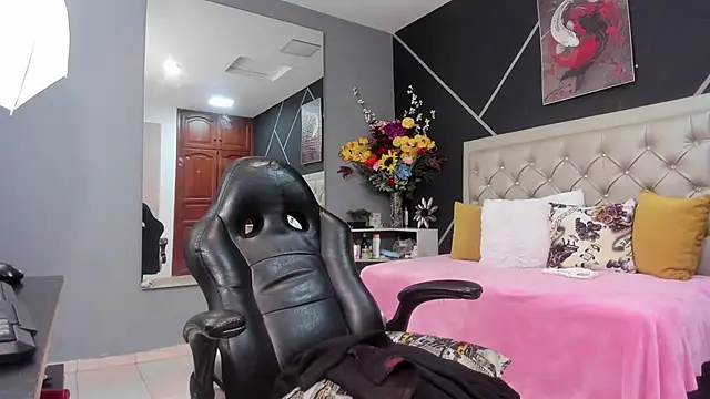 kris_milff's Live XXX Chat