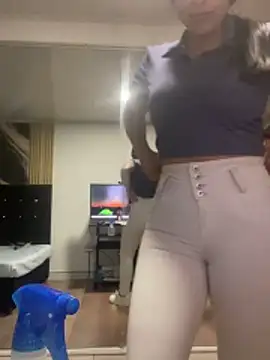 Mia_garcia28's Live XXX Chat