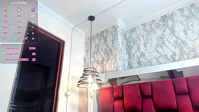 Sheilly_brown's Live XXX Chat