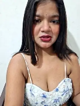 DIMPLE-GIRL88's Live XXX Chat