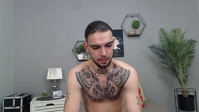 KaneHunter Chat XXX in diretta