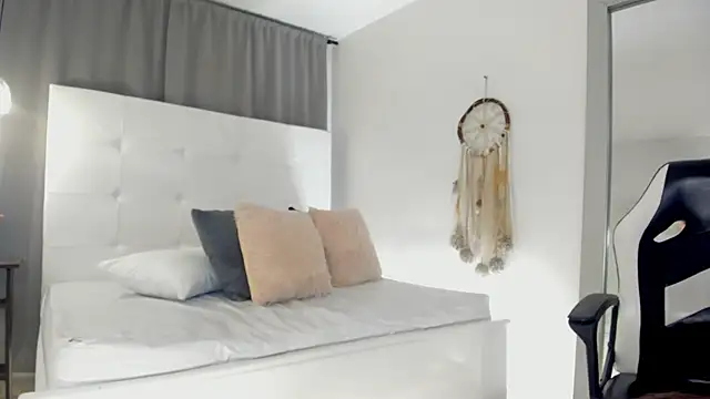 liaa_moretti_'s Live XXX Chat