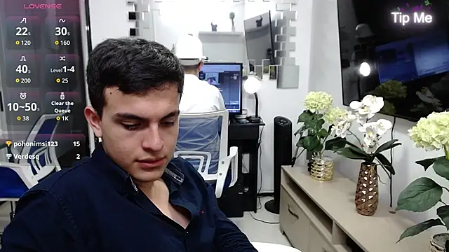 massimo_greco_'s Live XXX Chat