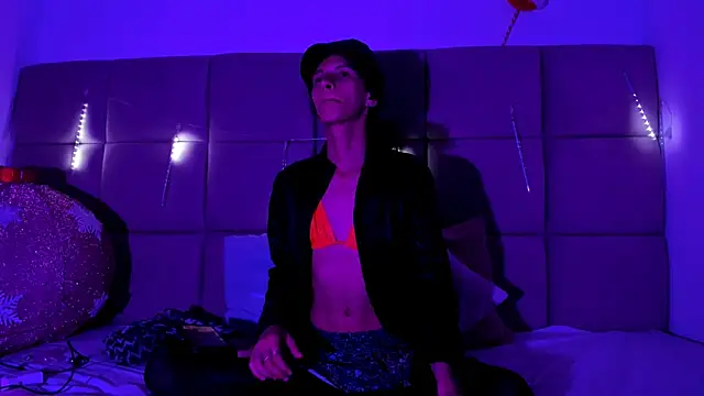 Онлайн чат XXX vannellope_96