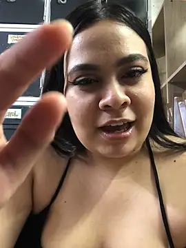 Monserratt_J's Live XXX Chat