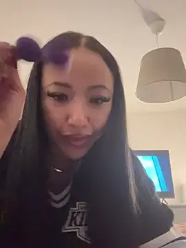 KianaSoraya's Live XXX Chat