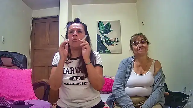 nicoltatiana_'s Live XXX Chat