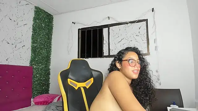 emily_stars1: онлайн-секс-чат