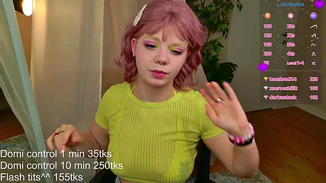 Waifu_Ketrin's Live XXX Chat