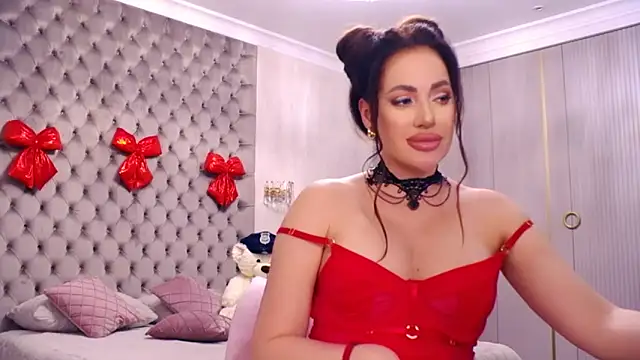 دردشة TianaPosh الجنسية المباشرة