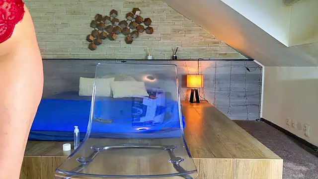 foxxy_milf's Live XXX Chat